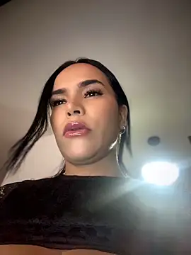 Naatalia online show from 15, 4, 2026