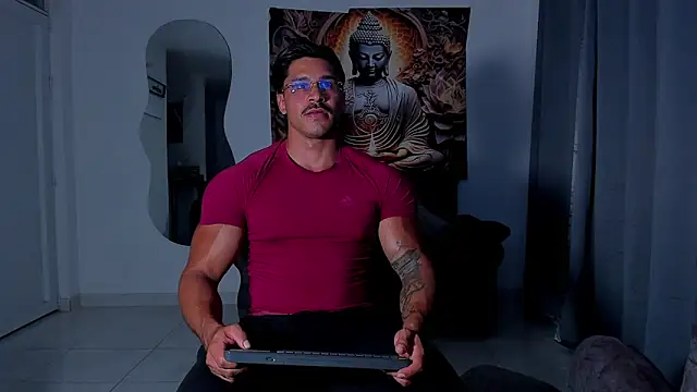 Snapshot of Valentino_Dosantos_ chatting on 21, 11, 2025 Valentino Dosantos online show from 21, 11, 2025