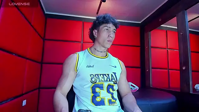 KaryBig3 online show from 1, 3, 2025