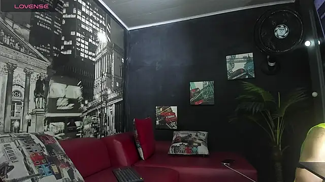 KaryBig3 online show from 6, 3, 2025