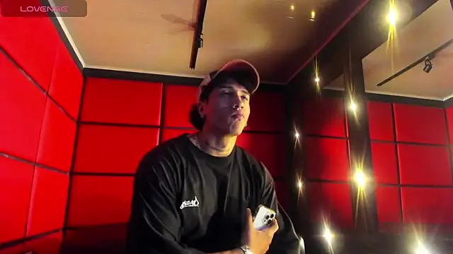 KaryBig3 online show from 7, 3, 2025