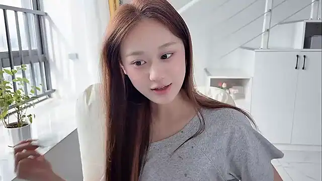 Snapshot of Cassie-20 chatting on 6, 10, 2025 Cassie-20 online show from 6, 10, 2025