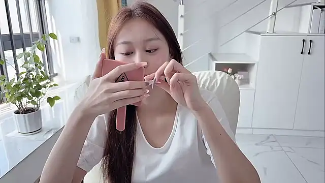 Snapshot of Cassie-20 chatting on 8, 10, 2025 Cassie-20 online show from 8, 10, 2025