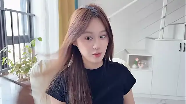 Snapshot of Cassie-20 chatting on 16, 11, 2025 Cassie-20 online show from 16, 11, 2025