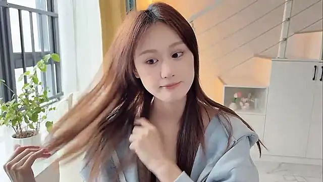 Snapshot of Cassie-20 chatting on 19, 11, 2025 Cassie-20 online show from 19, 11, 2025