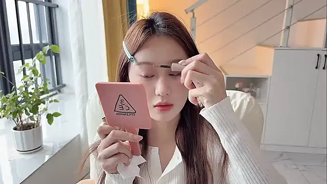 Snapshot of Cassie-20 chatting on 20, 11, 2025 Cassie-20 online show from 20, 11, 2025