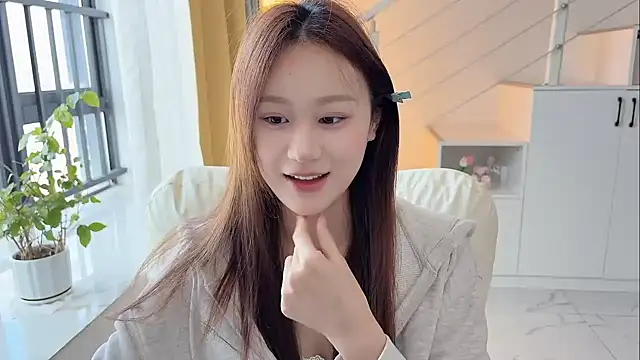 Snapshot of Cassie-20 chatting on 21, 11, 2025 Cassie-20 online show from 21, 11, 2025