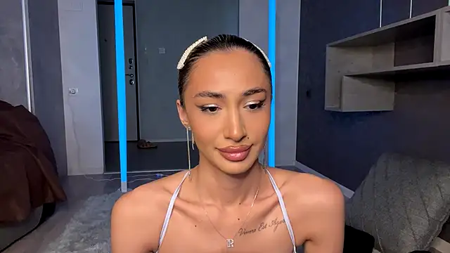 Snapshot of alissadreams chatting on 2, 7, 2026 alissadreams online show from 2, 7, 2026
