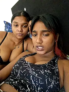 Snapshot of indianpink_lips chatting on 7, 7, 2026 indianpink lips online show from 7, 7, 2026