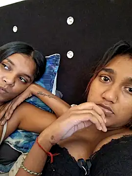 Snapshot of indianpink_lips chatting on 12, 7, 2026 indianpink lips online show from 12, 7, 2026
