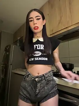 Snapshot of candycami19 chatting on 14, 3, 2025 candycami19 online show from 14, 3, 2025