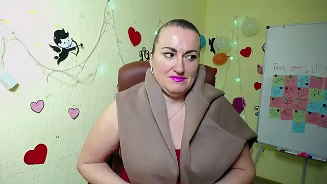 DianaMGG online show from 27, 2, 2025