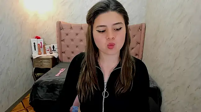 Snapshot of Lianngrace chatting on 22, 2, 2025 Lianngrace online show from 22, 2, 2025