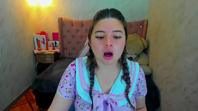 Snapshot of Lianngrace chatting on 14, 9, 2025 Lianngrace online show from 14, 9, 2025