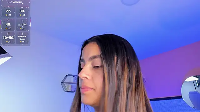 Bella walker  online show from 1, 4, 2026