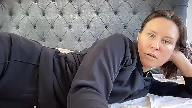 eatmypie69 online show from 22, 9, 2025