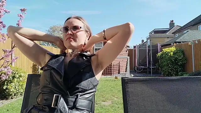 eatmypie69 online show from 14, 4, 2026