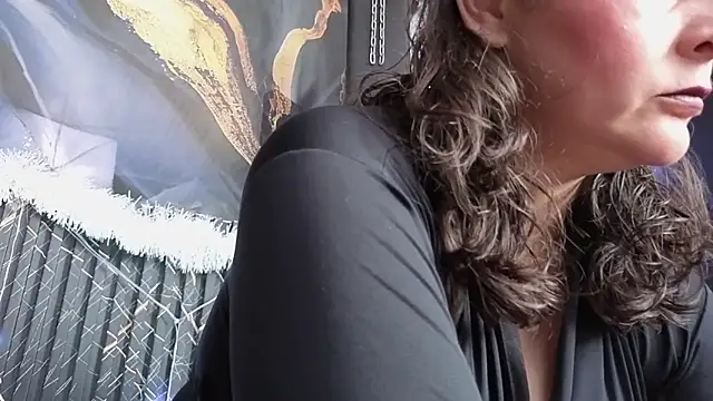 AmandaKovich online show from 15, 12, 2025