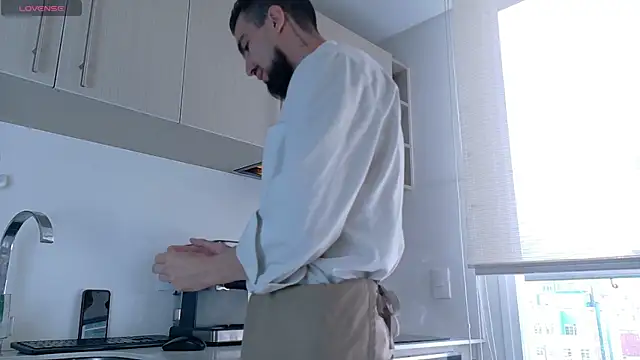 K cique online show from 8, 9, 2025