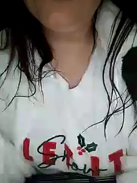 Snapshot of Loly2025 chatting on 8, 3, 2025 Loly2025 online show from 8, 3, 2025