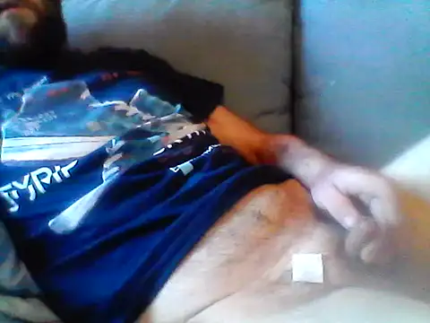 Snapshot of Andre35w chatting on 18, 12, 2025 Andre35w online show from 18, 12, 2025