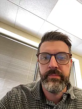 plaintreebull online show from 17, 2, 2026