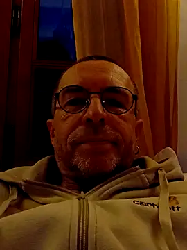 Snapshot of Xavspank2 chatting on 8, 2, 2026 Xavspank2 online show from 8, 2, 2026