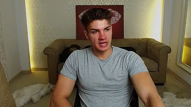 MaxKaiden online show from 12, 9, 2025