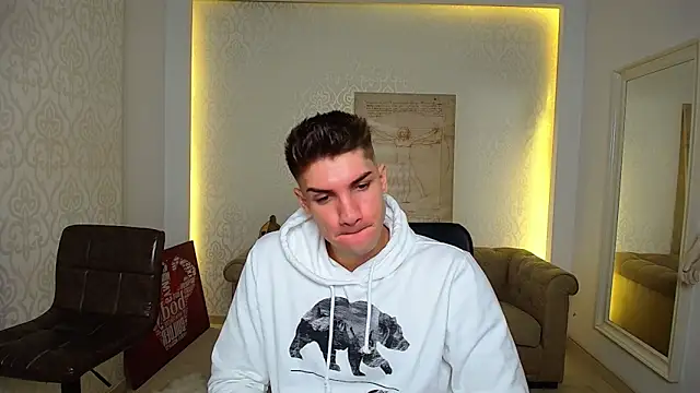 MaxKaiden online show from 16, 10, 2025