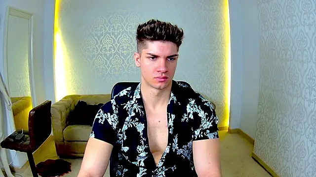 MaxKaiden online show from 12, 2, 2026