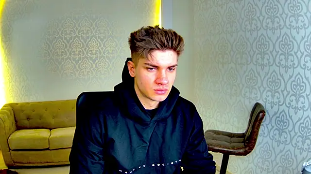 MaxKaiden online show from 23, 2, 2026