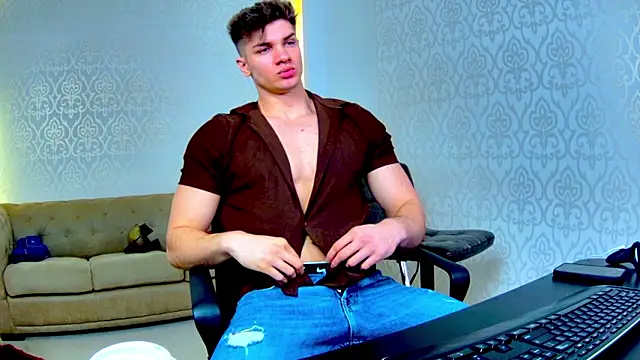 MaxKaiden online show from 2, 3, 2026