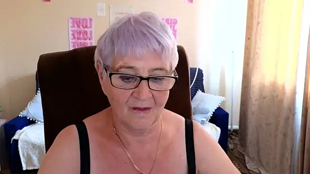 Sandra Snowflake online show from 18, 6, 2026