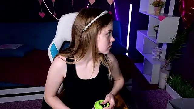 Snapshot of Dyna_bae chatting on 16, 2, 2025 Dyna bae online show from 16, 2, 2025