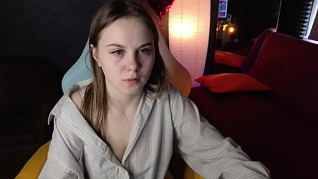 Snapshot of Dyna_bae chatting on 12, 3, 2025 Dyna bae online show from 12, 3, 2025