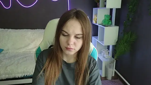 Snapshot of Dyna_bae chatting on 11, 9, 2025 Dyna bae online show from 11, 9, 2025