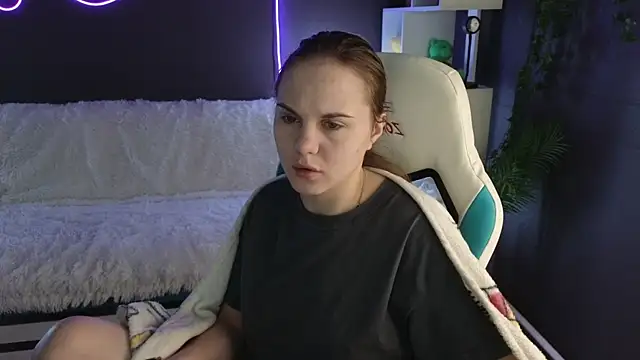 Snapshot of Dyna_bae chatting on 15, 9, 2025 Dyna bae online show from 15, 9, 2025