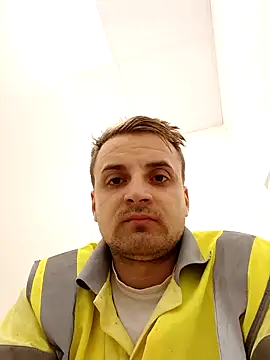 Snapshot of Eusuntnoulgigolo chatting on 25, 9, 2025 Eusuntnoulgigolo online show from 25, 9, 2025