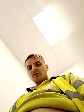 Snapshot of Eusuntnoulgigolo chatting on 1, 10, 2025 Eusuntnoulgigolo online show from 1, 10, 2025