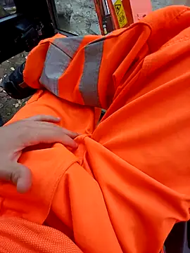 Snapshot of Eusuntnoulgigolo chatting on 1, 12, 2025 Eusuntnoulgigolo online show from 1, 12, 2025