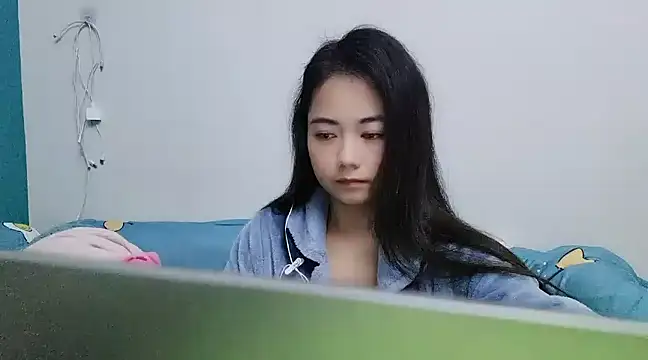 Snapshot of Lucy-xixi chatting on 23, 2, 2025 Lucy-xixi online show from 23, 2, 2025