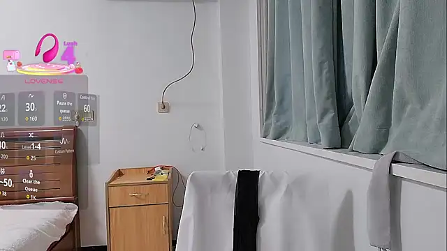 Snapshot of Lucy-xixi chatting on 2, 3, 2026 Lucy-xixi online show from 2, 3, 2026