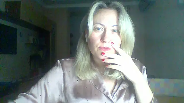 Snapshot of Mary888x chatting on 2, 3, 2025 Mary888x online show from 2, 3, 2025