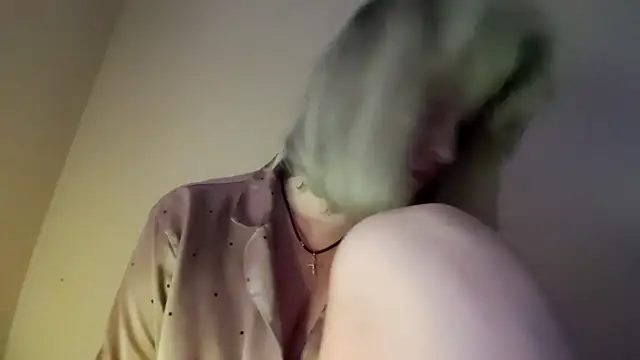 Snapshot of Mary888x chatting on 18, 9, 2025 Mary888x online show from 18, 9, 2025