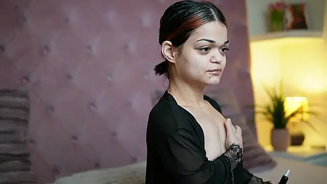 Snapshot of MaiaMini chatting on 21, 2, 2026 MaiaMini online show from 21, 2, 2026