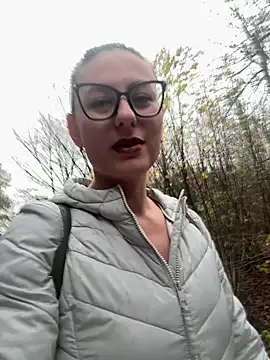 Snapshot of AvaFlowers6 chatting on 2, 11, 2025 AvaFlowers6 online show from 2, 11, 2025