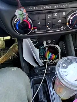 QueenM3 online show from 17, 2, 2025