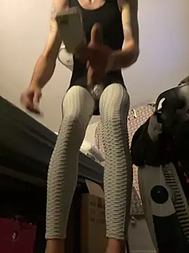 QueenM3 online show from 10, 11, 2025