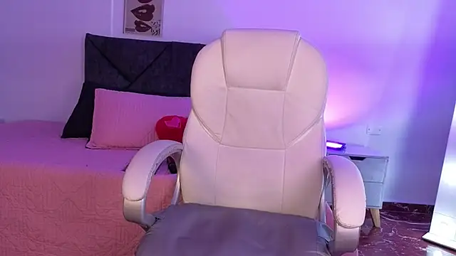 camille1310 online show from 21, 9, 2025