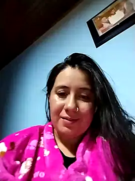 Snapshot of sweetie__annieee chatting on 12, 10, 2025 sweetie  annieee online show from 12, 10, 2025
